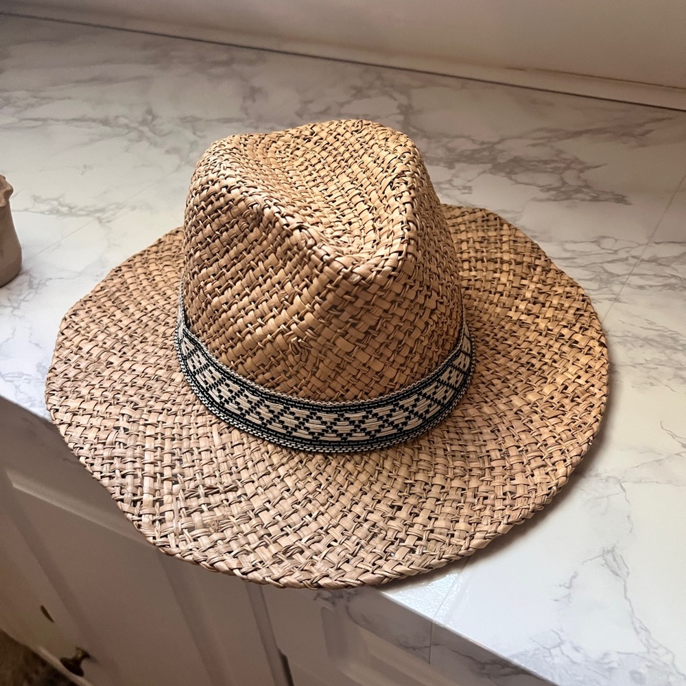 Rip Curl Tan and Black Straw Fedora Hat